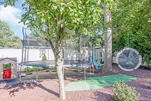 4 Vera Ct, Centereach, NY 11720 - Photo 37
