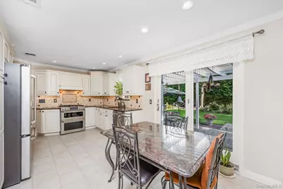 4 Vera Court, Centereach, NY 11720 - Photo 9