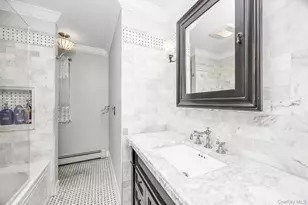 4 Vera Ct, Centereach, NY 11720 - Photo 19
