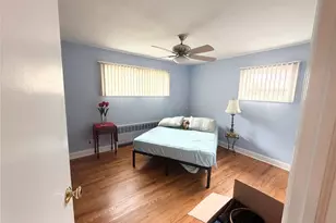 963 Hastings St, Baldwin, NY 11510 - Photo 9