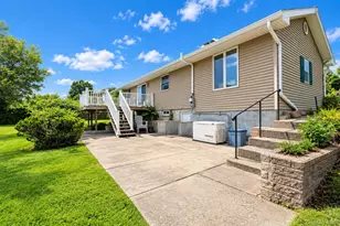 33 Magnolia Dr, Fishkill, NY 12590 - Photo 3