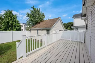 31 Cherry Ave, Bethpage, NY 11714 - Photo 9