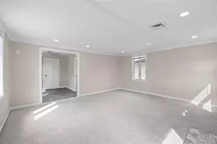 31 Cherry Ave, Bethpage, NY 11714 - Photo 17