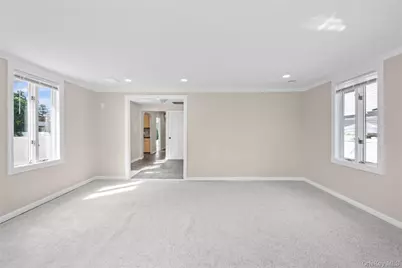 31 Cherry Avenue, Bethpage, NY 11714 - Photo 15