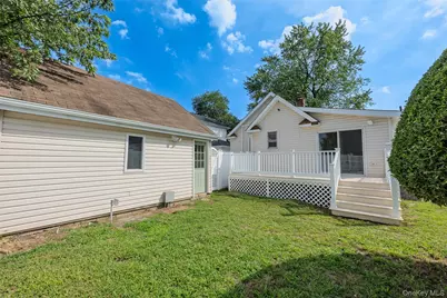 31 Cherry Avenue, Bethpage, NY 11714 - Photo 5