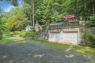 46 Gallows Hill Road, Cortlandt Manor, NY 10567 - Photo 3