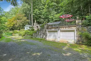 46 Gallows Hill Rd, Cortlandt Manor, NY 10567 - Photo 3