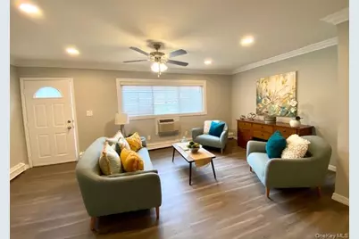 317 Brook Avenue #317-2b, Bay Shore, NY 11706 - Photo 3