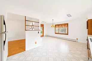 1425 Pine Dr, Bay Shore, NY 11706 - Photo 15