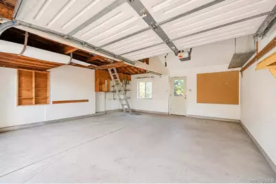 1425 Pine Drive, Bay Shore, NY 11706 - Photo 37