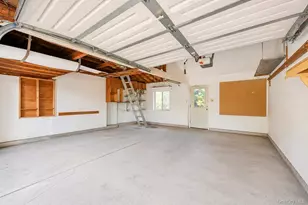 1425 Pine Dr, Bay Shore, NY 11706 - Photo 37