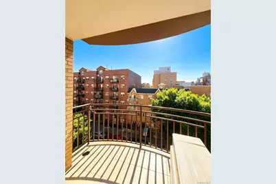 14105 Cherry Avenue #5F, Flushing, NY 11355 - Photo 11