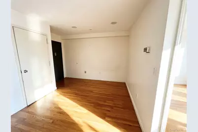 14105 Cherry Avenue #5F, Flushing, NY 11355 - Photo 5