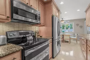2643 Landman Ln, North Bellmore, NY 11710 - Photo 7