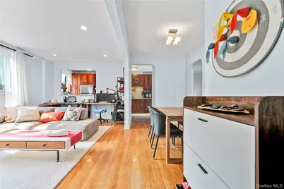 67-35 Yellowstone Boulevard #4P, Forest Hills, NY 11375 - Photo 5