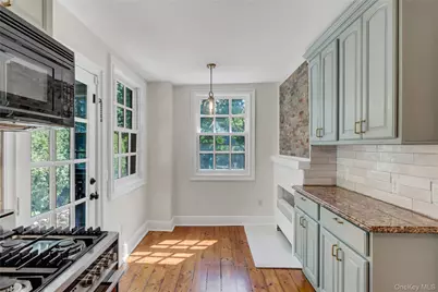 324 Woodbine Avenue, Northport, NY 11768 - Photo 19
