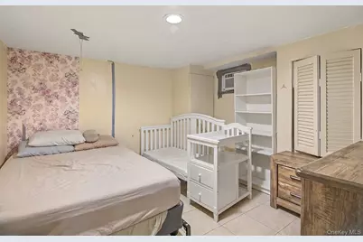 240 28th Street, Copiague, NY 11726 - Photo 17