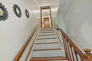240 28th St, Copiague, NY 11726 - Photo 13