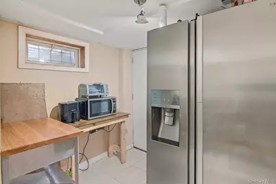 240 28th Street, Copiague, NY 11726 - Photo 19