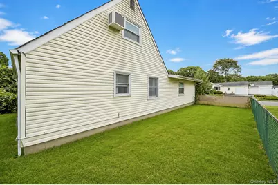 38 Imperial Drive, Selden, NY 11784 - Photo 45