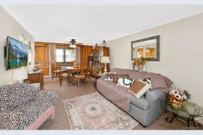 38 Imperial Drive, Selden, NY 11784 - Photo 5
