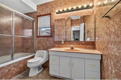 214 Avery Place, Cedarhurst, NY 11516 - Photo 15