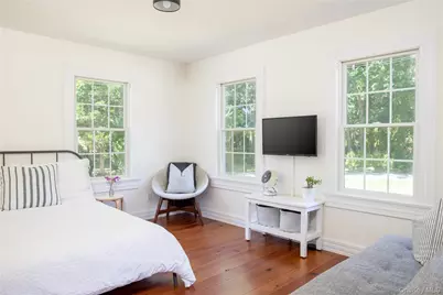 185 Maiden Lane, Mattituck, NY 11952 - Photo 13