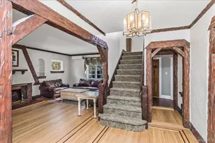 340 Princeton Rd, Rockville Centre, NY 11570 - Photo 3