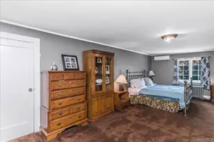 340 Princeton Rd, Rockville Centre, NY 11570 - Photo 15
