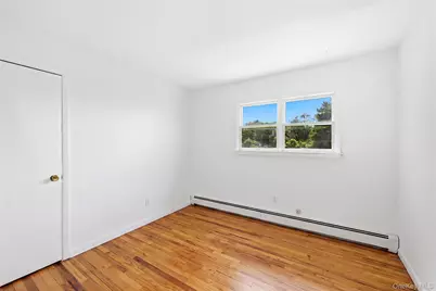 84 N Surfside Avenue, Montauk, NY 11954 - Photo 15