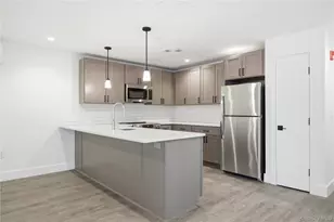 180 Deer Park Ave, Babylon, NY 11702 - Photo 7
