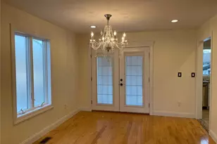 17 Wood Ln, Valley Stream, NY 11581 - Photo 3