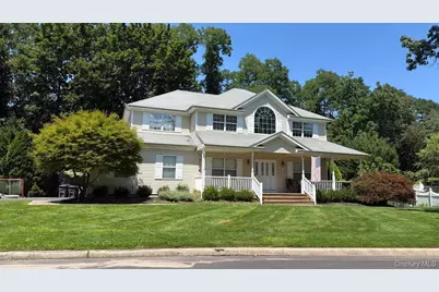23 Flagpole Lane, East Setauket, NY 11733 - Photo 1
