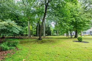 99 Warner Rd, Huntington, NY 11743 - Photo 37