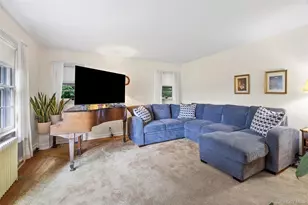 99 Warner Rd, Huntington, NY 11743 - Photo 9
