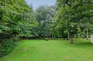 99 Warner Rd, Huntington, NY 11743 - Photo 33