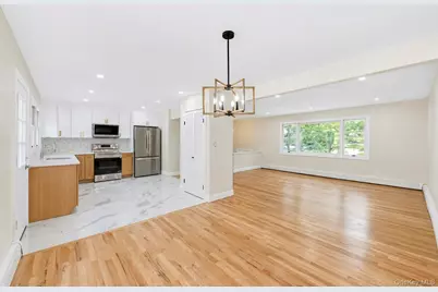 42 Noahs Path, Rocky Point, NY 11778 - Photo 11