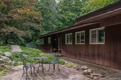 599 Hortontown Road, Hopewell Junction, NY 12533 - Photo 23