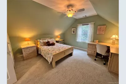 51 Bayway Avenue, Bay Shore, NY 11706 - Photo 23