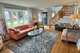 51 Bayway Ave, Bay Shore, NY 11706 - Photo 3