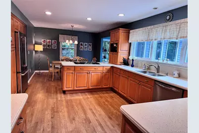 51 Bayway Avenue, Bay Shore, NY 11706 - Photo 7