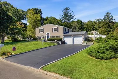 44 Ivy League Lane, Stony Brook, NY 11790 - Photo 1