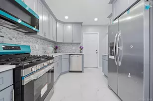 50 Bittermint St, Islip, NY 11751 - Photo 11