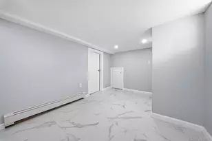 50 Bittermint St, Islip, NY 11751 - Photo 21