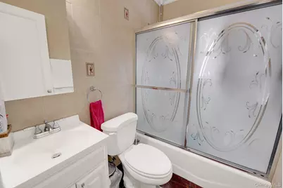 409 Saint Agnes Place, Franklin Square, NY 11010 - Photo 7
