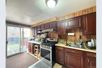 21516 46th Avenue, Bayside, NY 11361 - Photo 7