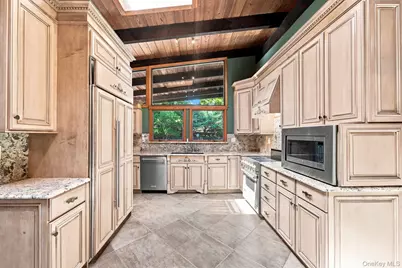 [Address not provided], Smithtown, NY 11787 - Photo 39