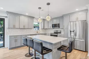 5 Curtis Ct, Mastic, NY 11950 - Photo 7