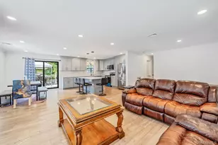 5 Curtis Ct, Mastic, NY 11950 - Photo 5