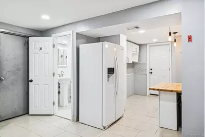 204 Broadway, Massapequa Park, NY 11762 - Photo 25
